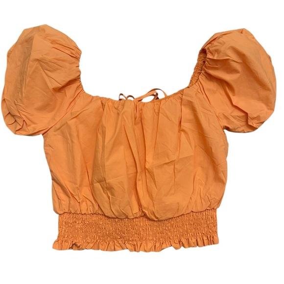 ASTR The Label Aldrin Puff Sleeve Smocked Crop Top in Melon Orange Size Medium - Picture 4 of 4